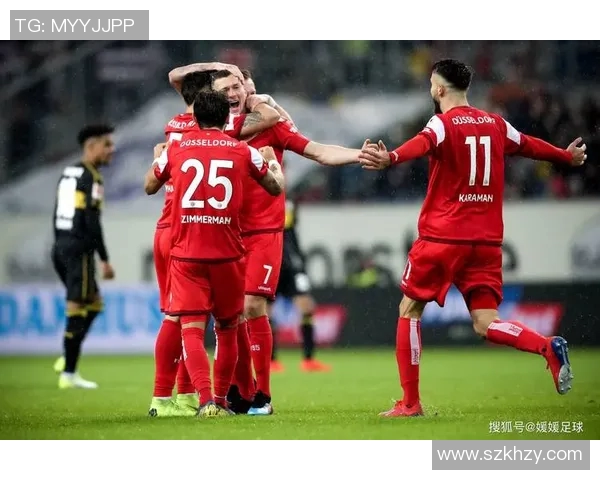 杜塞尔多夫与汉诺威的激烈对决展现足球魅力与团队精神 杜塞尔多夫与汉诺威的激烈对决展现足球魅力与团队精神